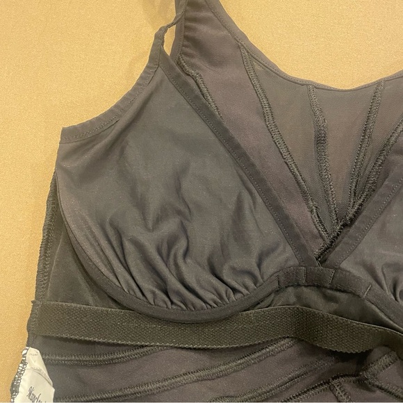 Miraclesuit High Neck Black Slimming One Piece Swimsuit Size 12 - Picture 10 of 12